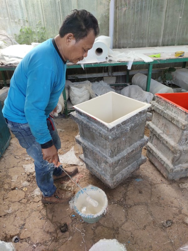 010763ef-dc23-48f1-b7a