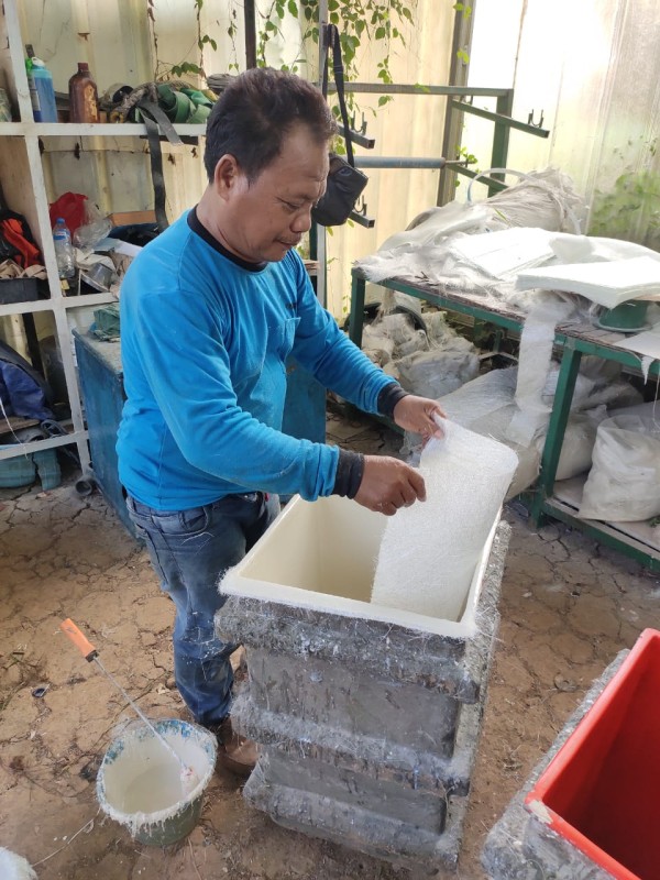 8b659665-51fb-4b44-969