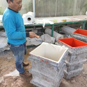 7b57325b-2370-4f01-a0c